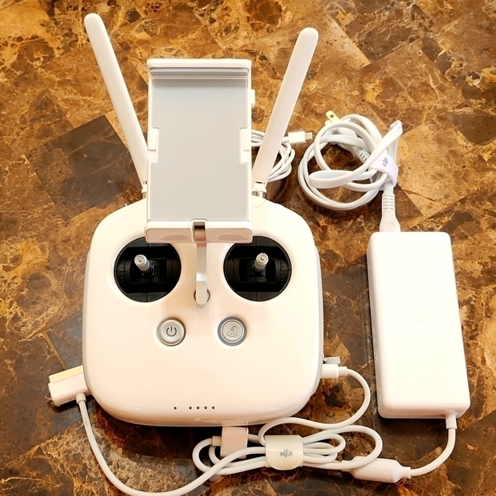 DJI Remote Controller for Phantom 4 w/battery
